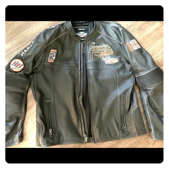 Meet your Posher, Jason - Picture 1 of 2